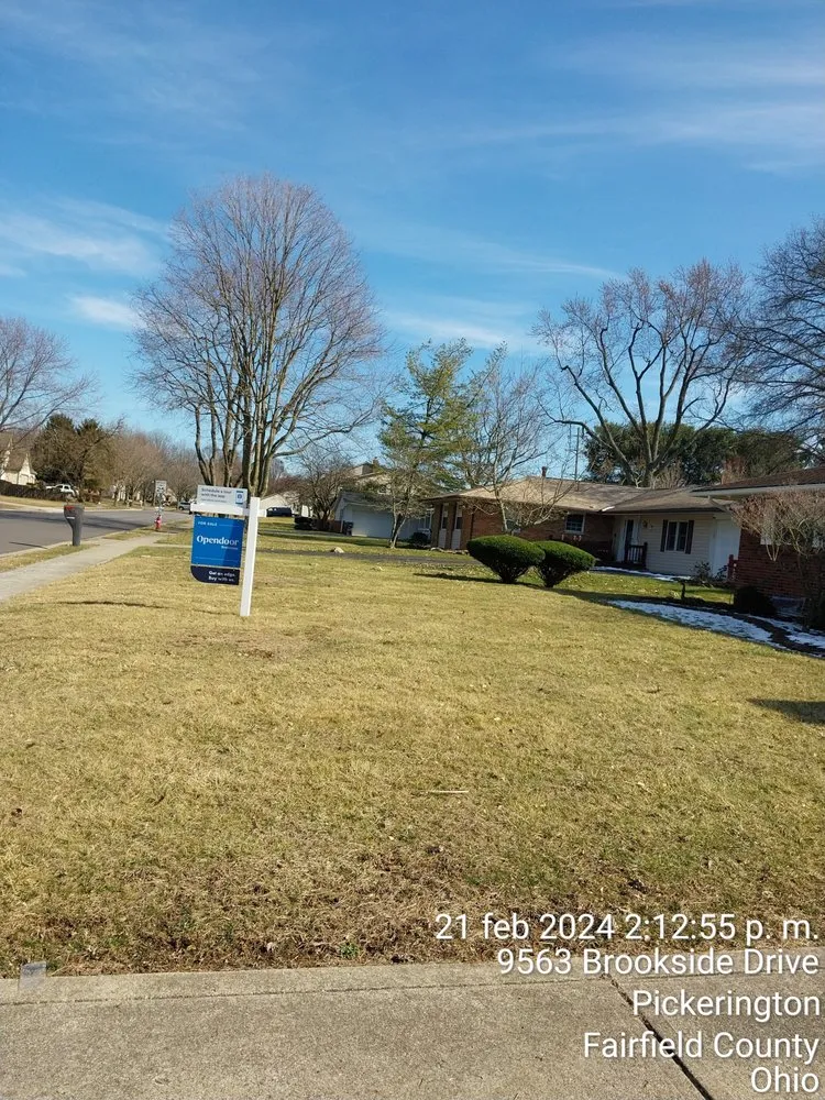 Top-rated lawn mowing service in Columbus, OH by Maldonado Landscaping