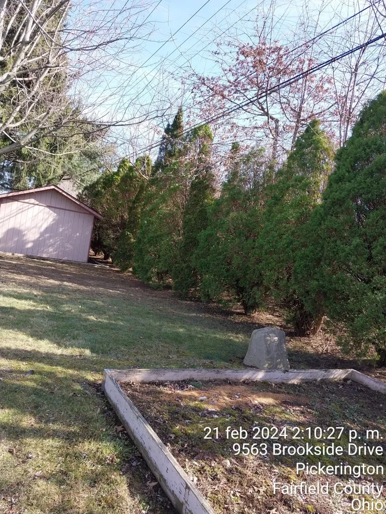 Custom garden landscaping in Columbus, OH - Maldonado Landscaping