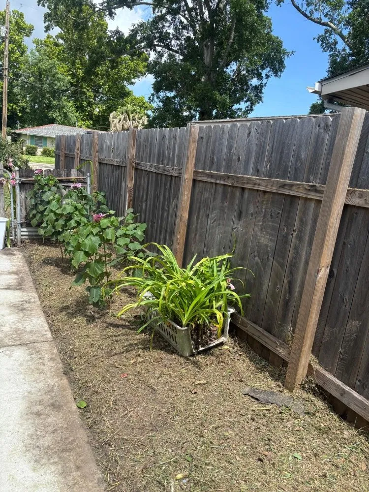 Affordable outdoor landscaping in Kenner, LA by Maldonado Lopez Landscaping and Lawncare
