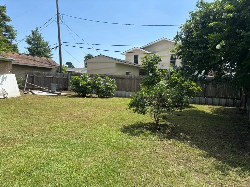 Affordable landscaping services in Kenner, LA by Maldonado Lopez Landscaping and Lawncare