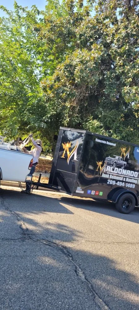 Expert garden landscaping in Modesto, CA - Maldonado's Junk Removal & Hauling