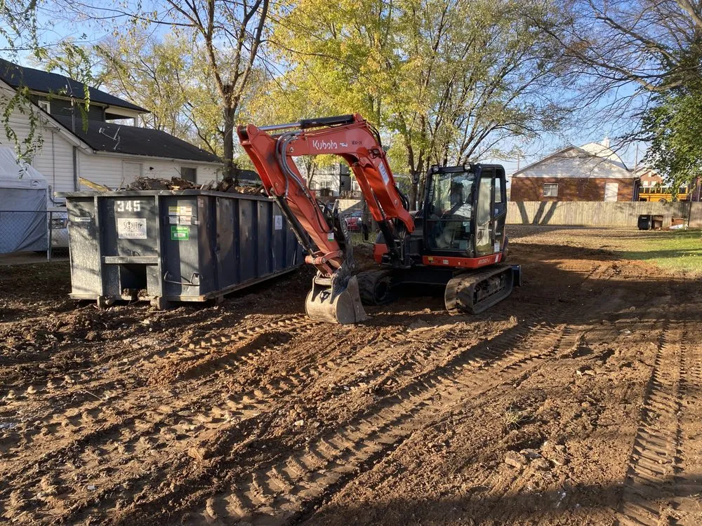 Professional yard cleanup service in Nashville, TN - Malham Managment
