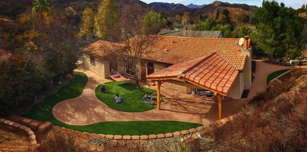 Expert lawn care service experts serving Simi Valley, CA - Malibu Canyon Landscape & Maintenance