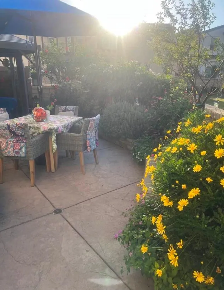 Custom residential landscaping in Simi Valley, CA by Malibu Canyon Landscape & Maintenance