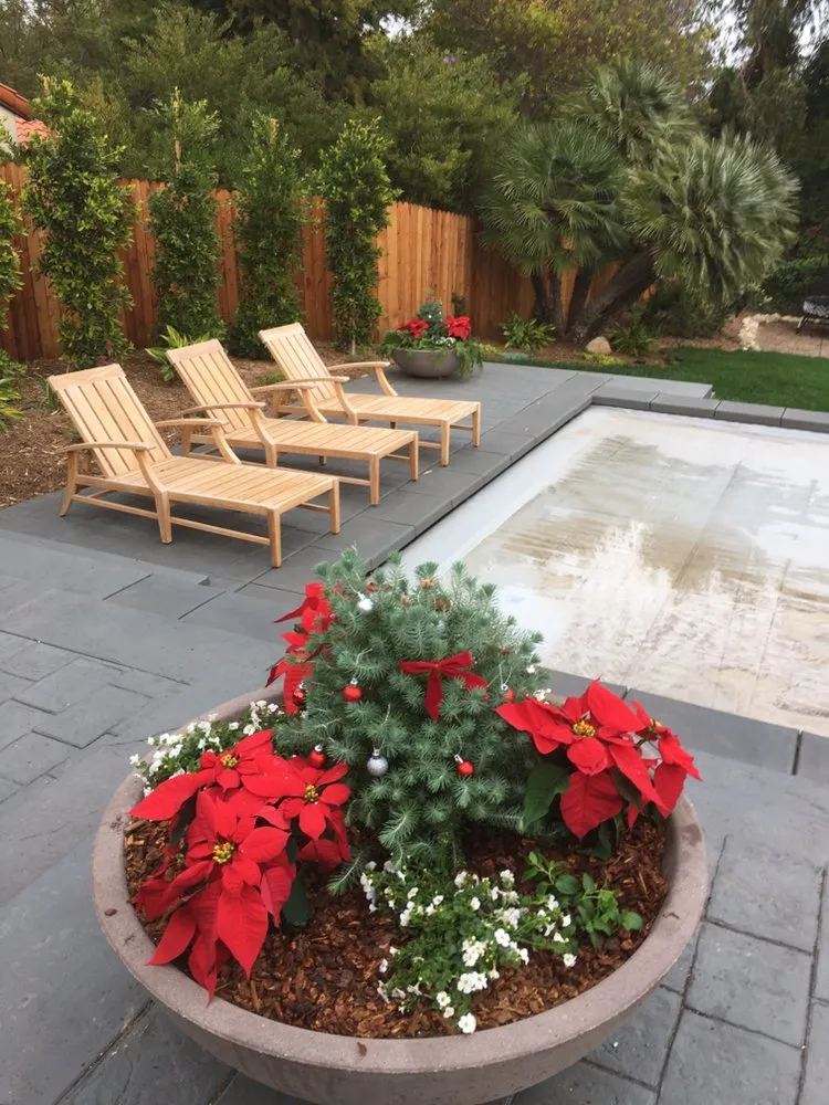 Custom garden landscaping in Malibu, CA - Malibu Coast Nursery and Landscape