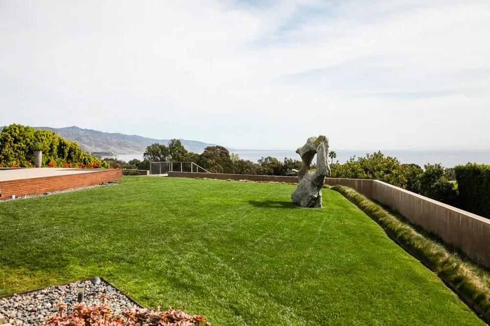 Affordable yard maintenance experts serving Malibu, CA - Malibu Nursery & Landscaping