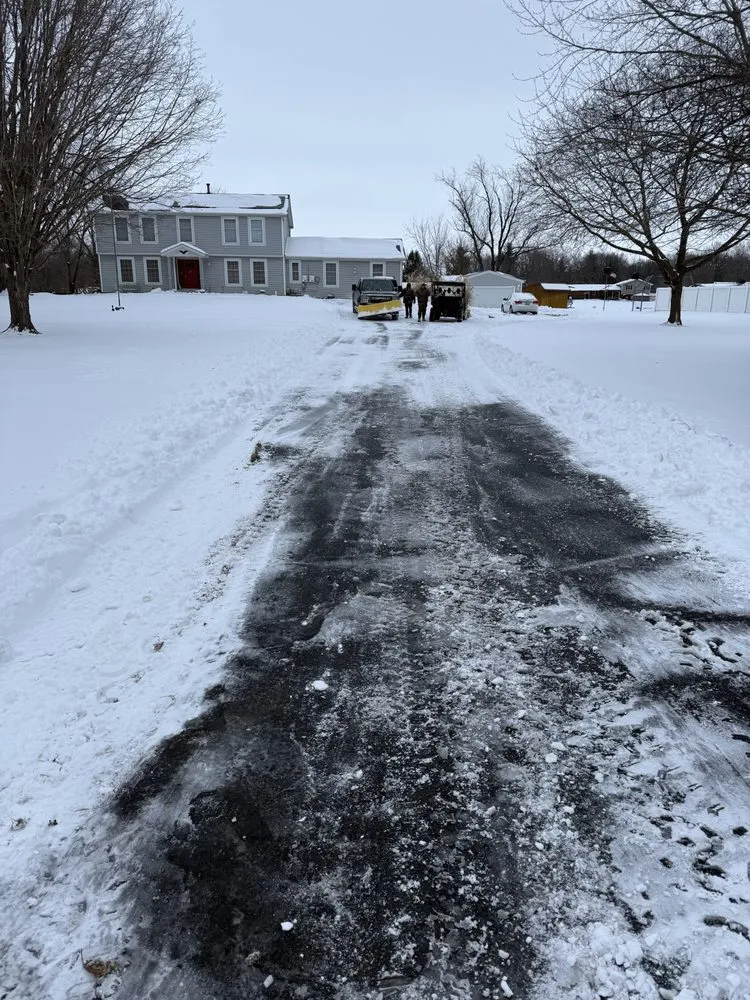 Top-rated residential landscaping in Sherman, IL - Malik & Sons Lawn&Snow Care