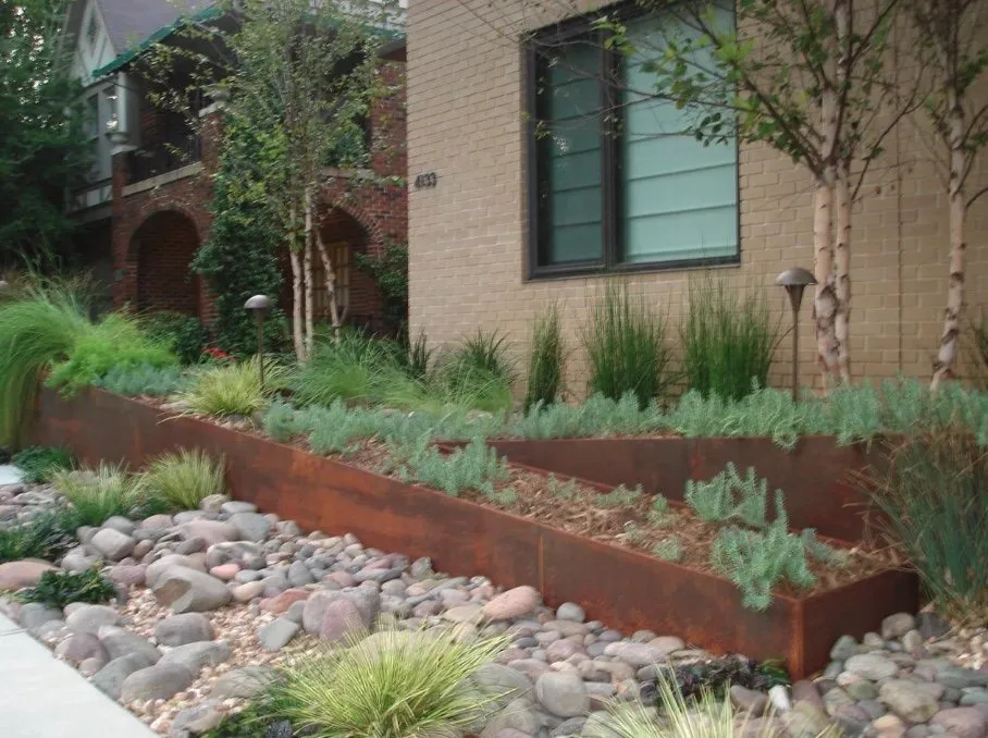 Reliable lawn care service for year-round maintenance in Houston, TX by Malik landscape & design