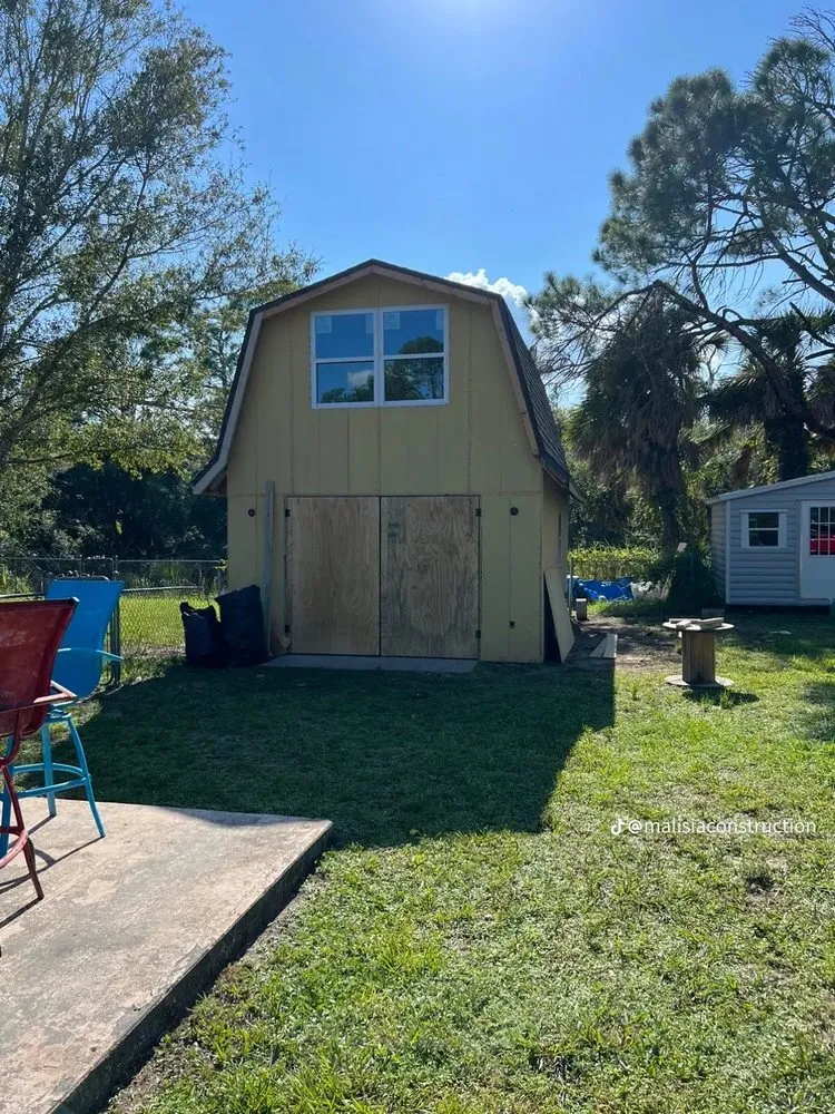 Top-rated yard maintenance for homes across Port Charlotte, FL - Malisia records