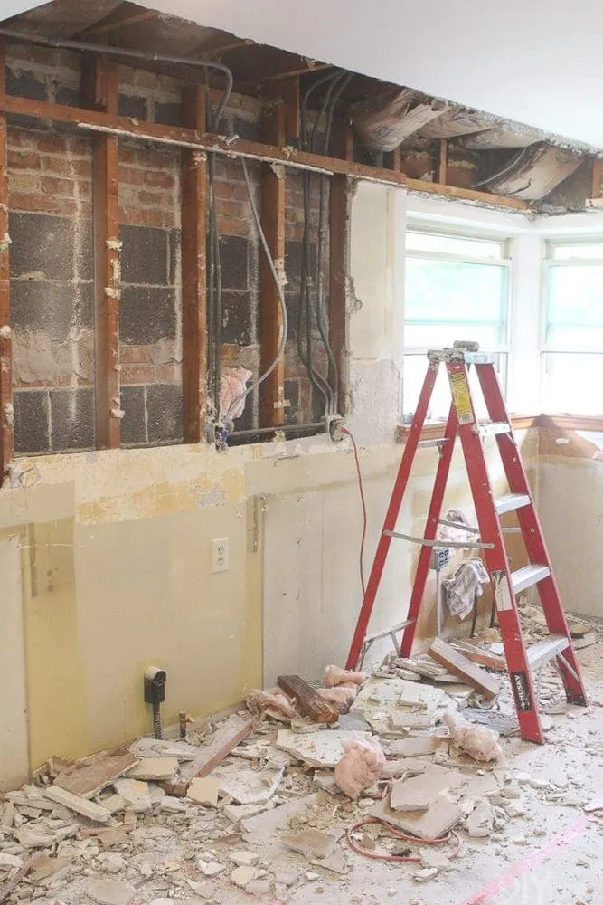 Professional yard maintenance for homes across Lucedale, MS - Mallette's Landscaping and Demolition