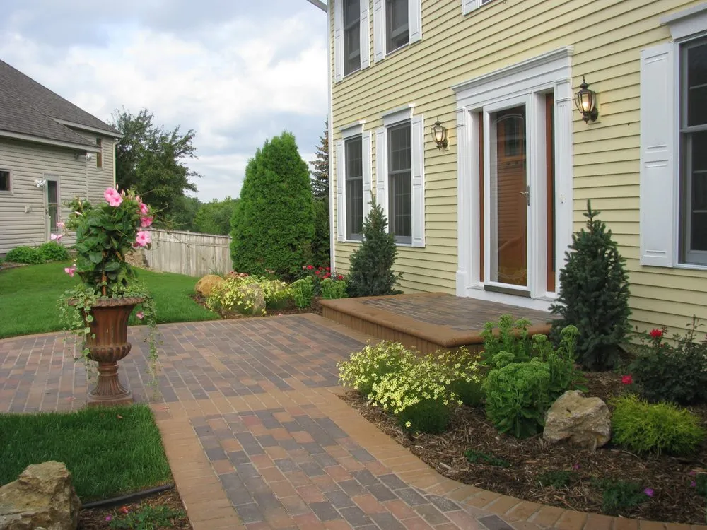 Trusted yard maintenance with custom design across Lindstrom, MN - Maltese Contracting