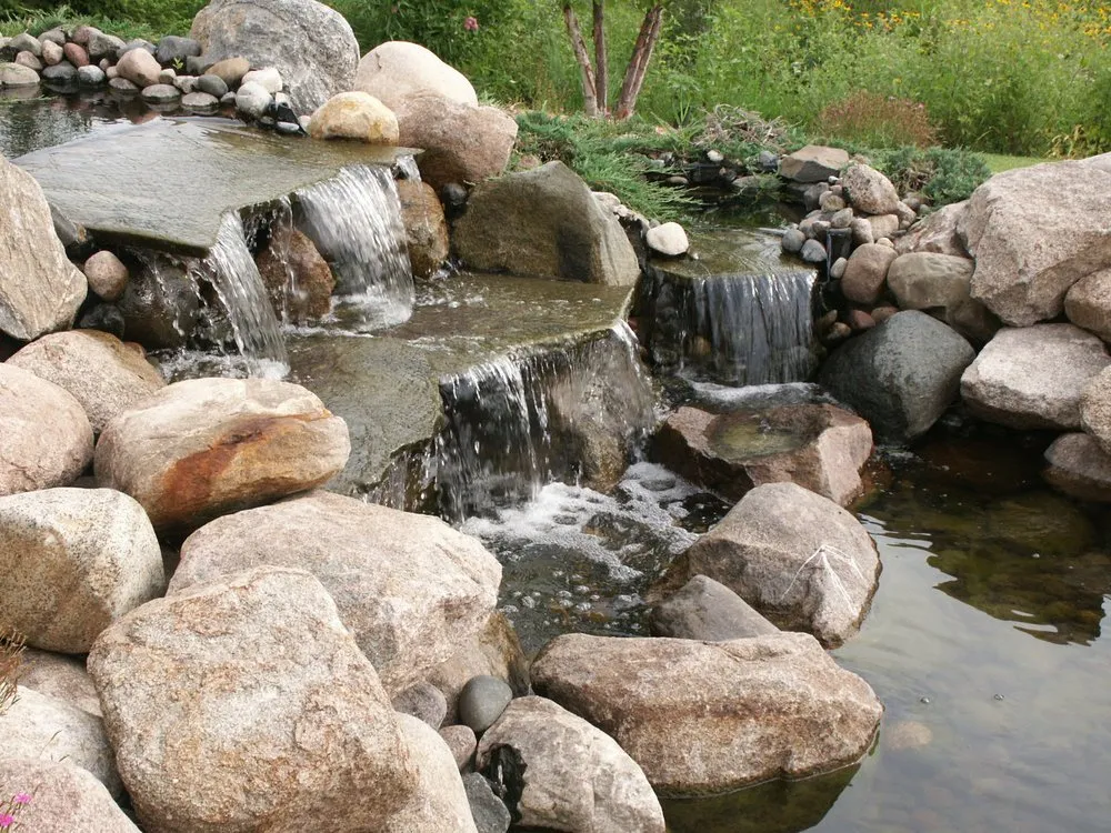 Custom lawn care service in Lindstrom, MN - Maltese Contracting