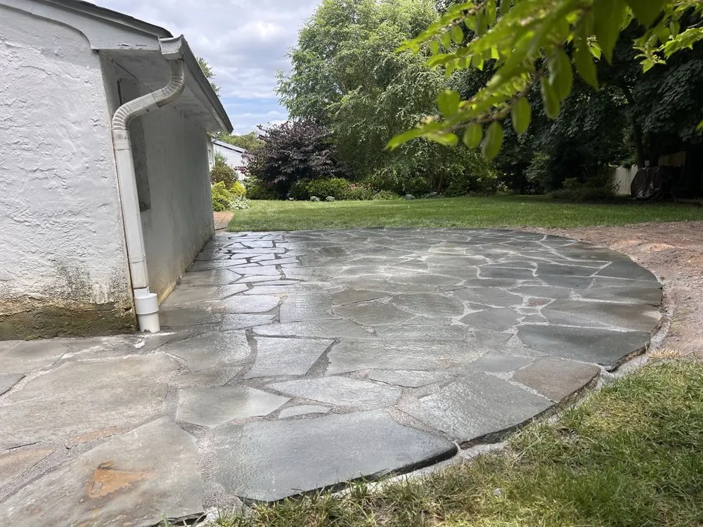 Trusted lawn mowing service in Malvern, PA by Malvern Lawn Care