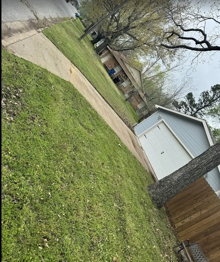 Trusted yard cleanup service experts serving Denison, TX - Malvern's LawnCare