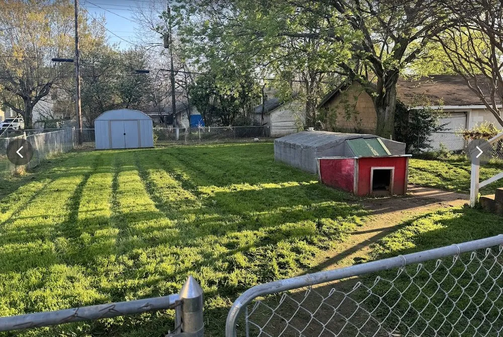 Top-rated landscaping services for homes in Denison, TX by Malvern's LawnCare