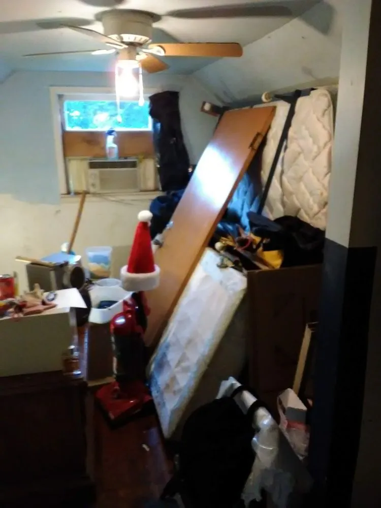 Affordable landscaping services in Everett, WA by Mama's All-In-1-Cleaning And More