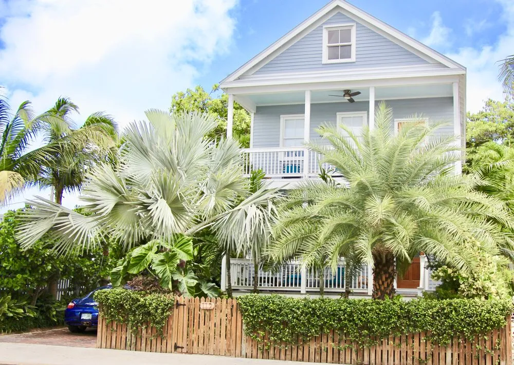 Top-rated landscaping services experts serving Key West, FL - Mama's Garden Center