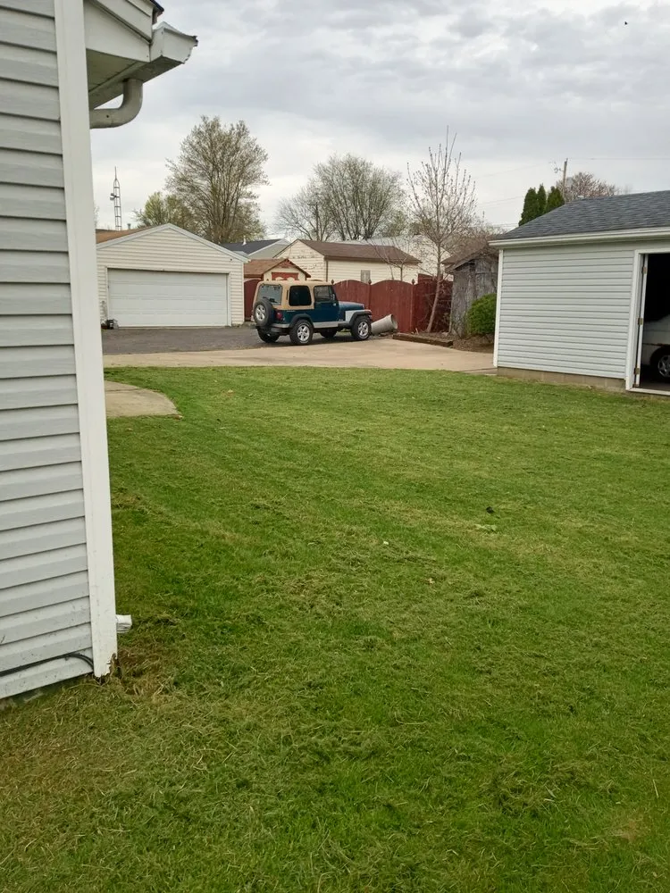 Affordable garden landscaping in Canton, OH by Mamasboyz All Around Handyman Services and Lawn Care