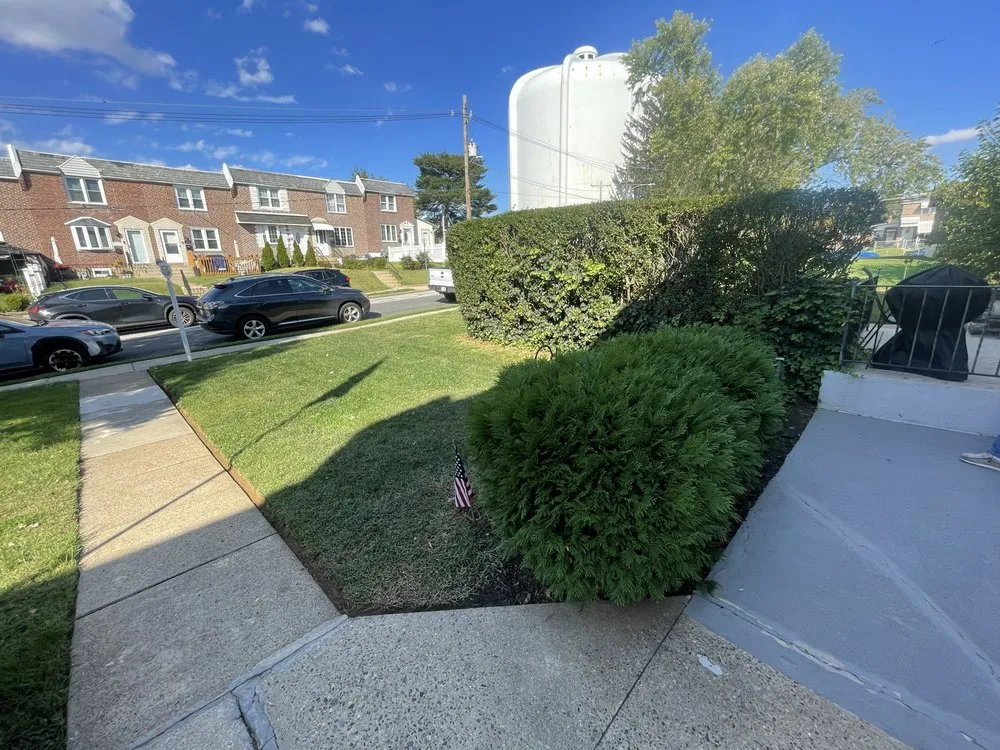 Reliable residential landscaping in Sharon Hill, PA by Mamie’s Landscaping