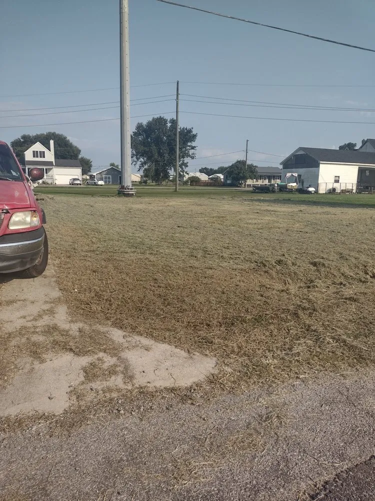 Expert outdoor landscaping experts serving Golden Meadow, LA - Man N Mo