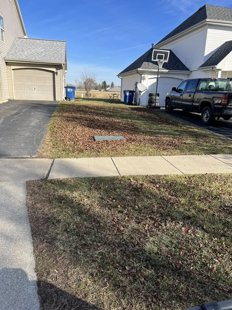 Custom yard maintenance with custom design in Toledo, OH by Man of Many Hats