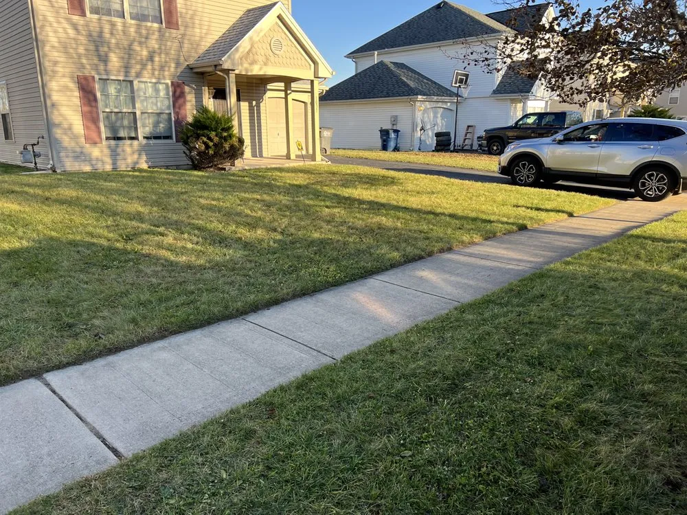 Affordable residential landscaping near you in Toledo, OH by Man of Many Hats