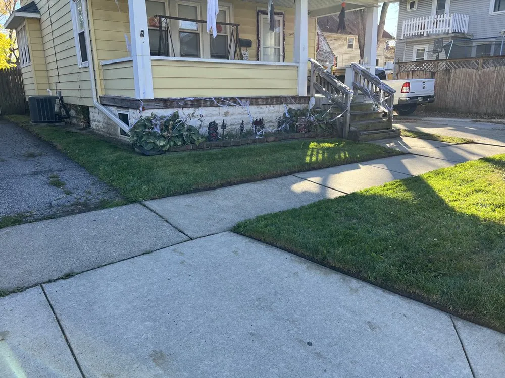 Reliable residential landscaping experts serving Toledo, OH - Man of Many Hats