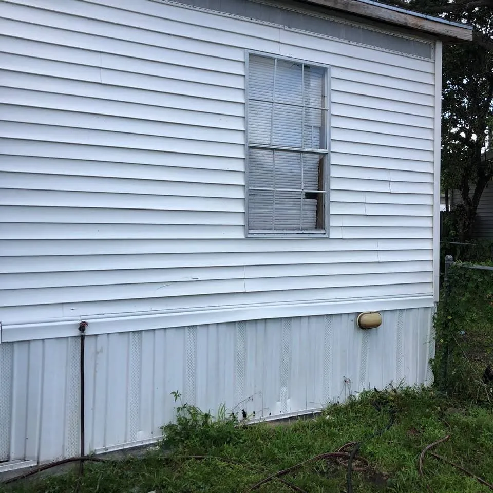 Custom yard cleanup service near you across Orlando, FL - Mancera Pressure Wash