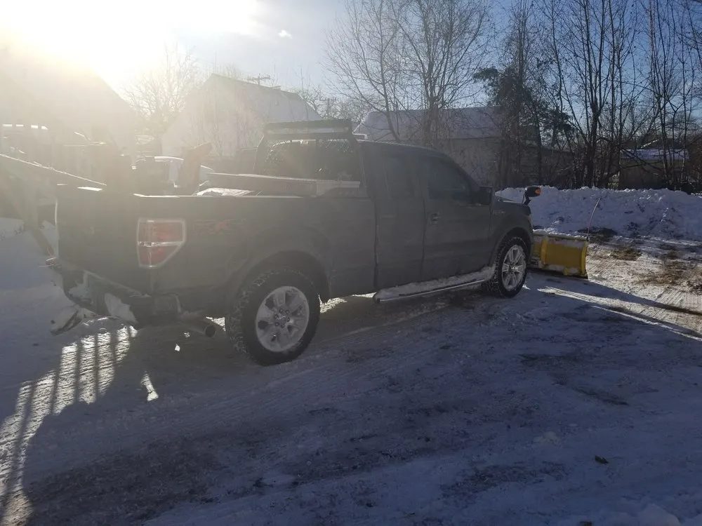 Trusted yard cleanup service for homes in Manchester, CT by Manchester Landscaping