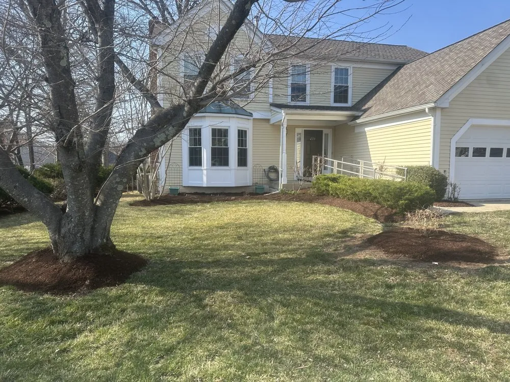Custom residential landscaping experts serving Montgomry Vlg, MD - Mancia Landscaping Pros