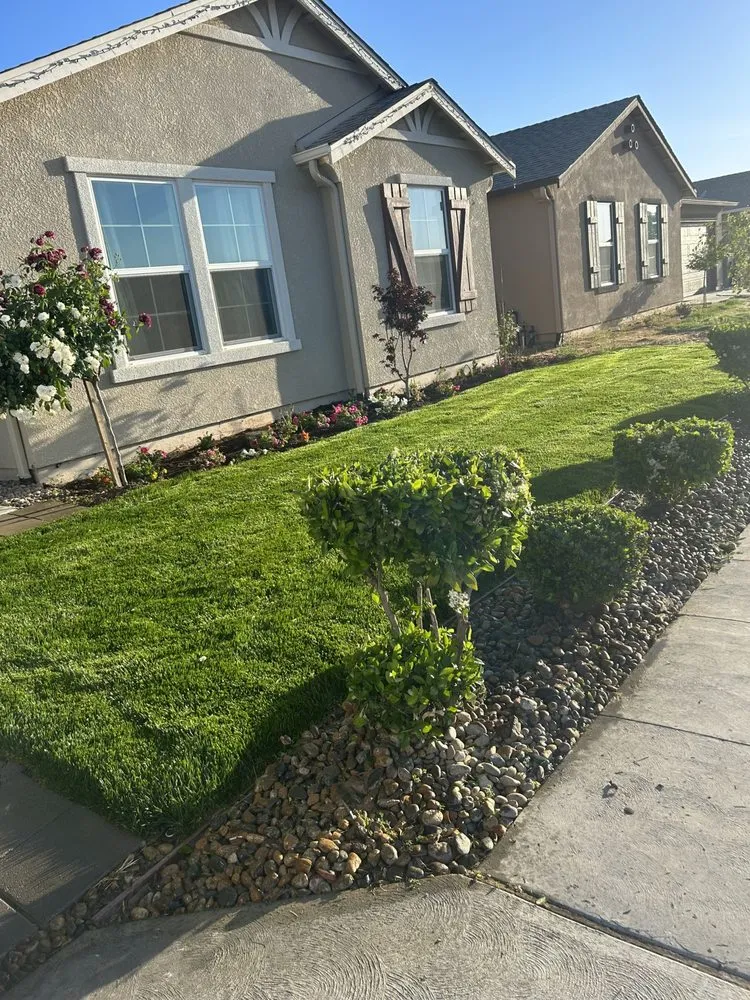 Professional lawn mowing service experts serving Fresno, CA - Mancillas Landscaping Pros