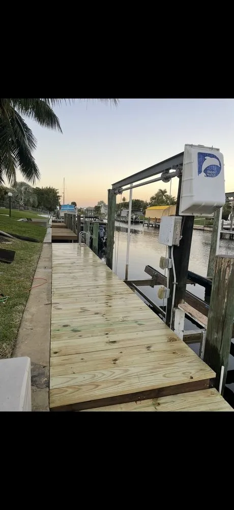 Custom lawn mowing service for beautiful yards across Cape Coral, FL - Mangrove Bay Marine