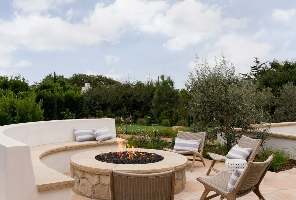 Custom lawn mowing service experts serving Santa Barbara, CA - Manifest Building