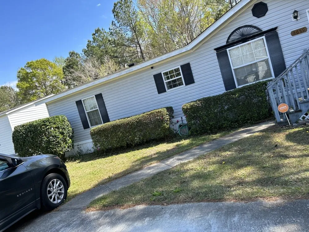 Custom yard cleanup service in Myrtle Beach, SC by Manigault Landscaping Tree Removal