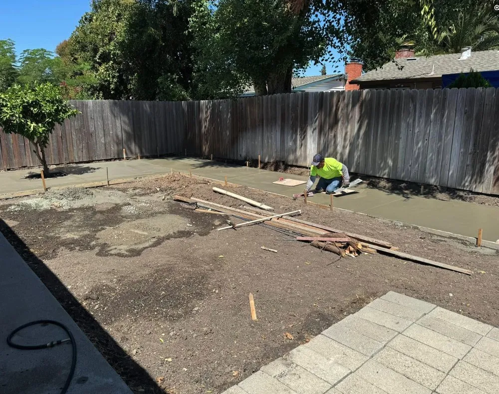 Expert yard cleanup service in Antioch, CA - Mani’s Tree Services