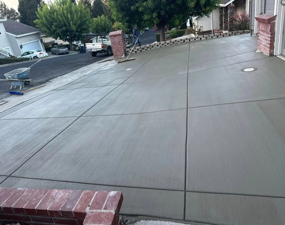 Professional landscape installation for residential properties across Antioch, CA - Mani’s Tree Services