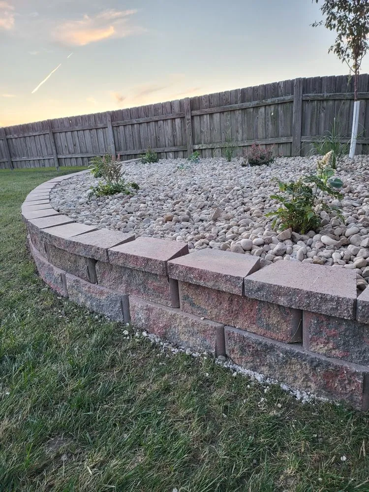 Custom yard maintenance experts serving Manitowoc, WI - Manitowoc Pro Lawn Care