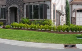 Top-rated garden landscaping for homes in Lynnwood, WA by Mann Landscaping Construction Services