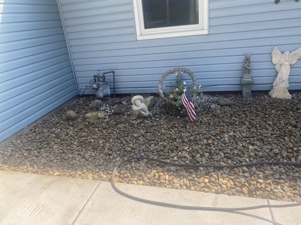 Top-rated residential landscaping for beautiful yards in Mill Creek, IN by Mann n Weeks