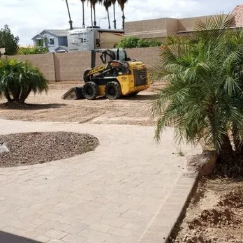 Expert lawn mowing service experts serving Gilbert, AZ - Manna Turf and Tree