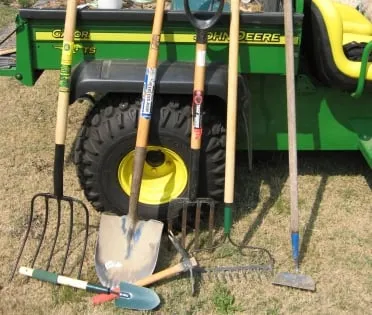 Affordable garden landscaping for residential properties in Sumter, SC by Manning Lawn Care