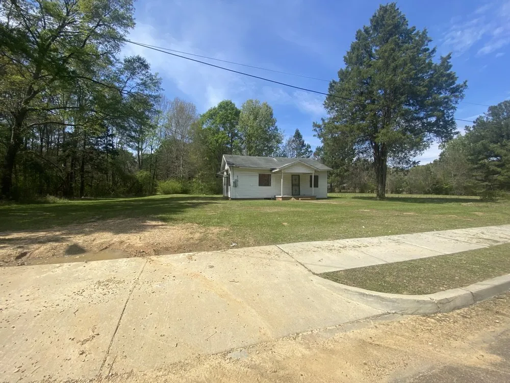 Trusted garden landscaping in Jackson, MS - Manning Lawn Service