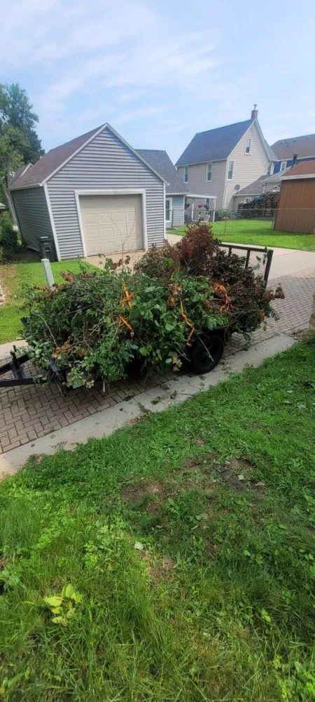 Affordable landscape installation in East Dubuque, IL - Mannly's Handyman Service