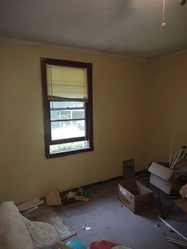 Trusted lawn care service experts serving Saint Matthews, SC - Manny Can Mobile