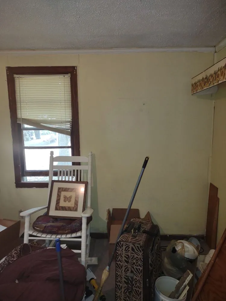 Affordable residential landscaping for residential properties in Saint Matthews, SC by Manny Can Mobile