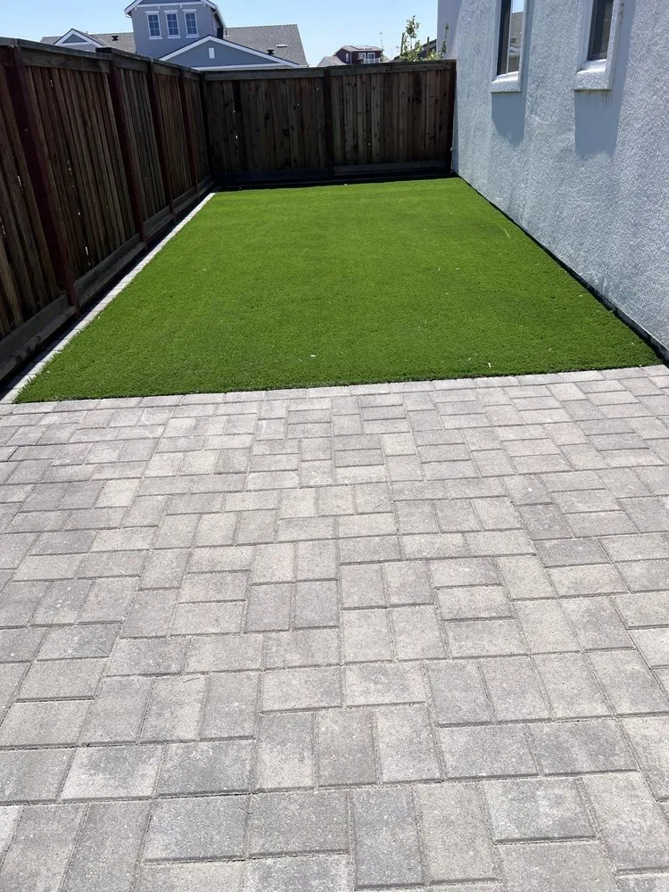 Affordable landscaping services for homes in Redwood City, CA by Manny Landscaping Maintenance