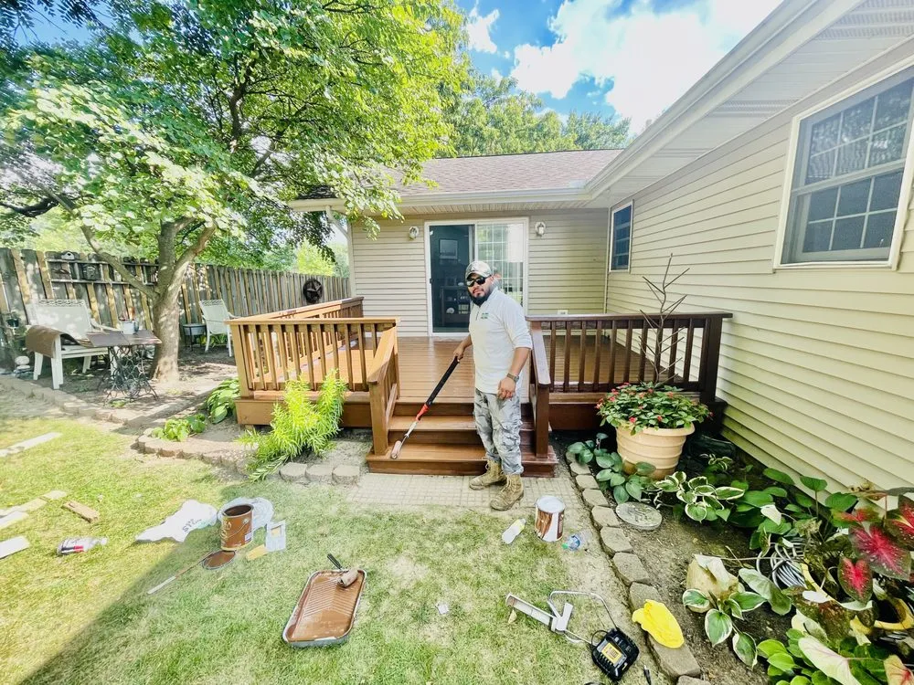 Top-rated yard cleanup service in Mahomet, IL - Manny’s Cleaning,Lawn Care & Snow Removal Services