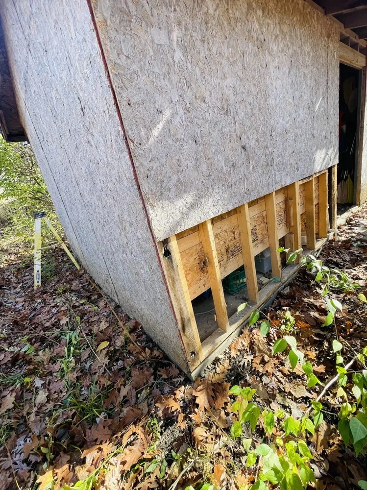 Reliable yard maintenance for year-round maintenance in Mahomet, IL by Manny’s Cleaning,Lawn Care & Snow Removal Services