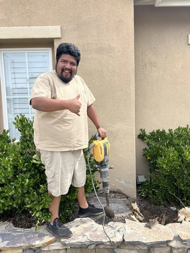 Local yard cleanup service for homes in Orange, CA by Mannys Landscape