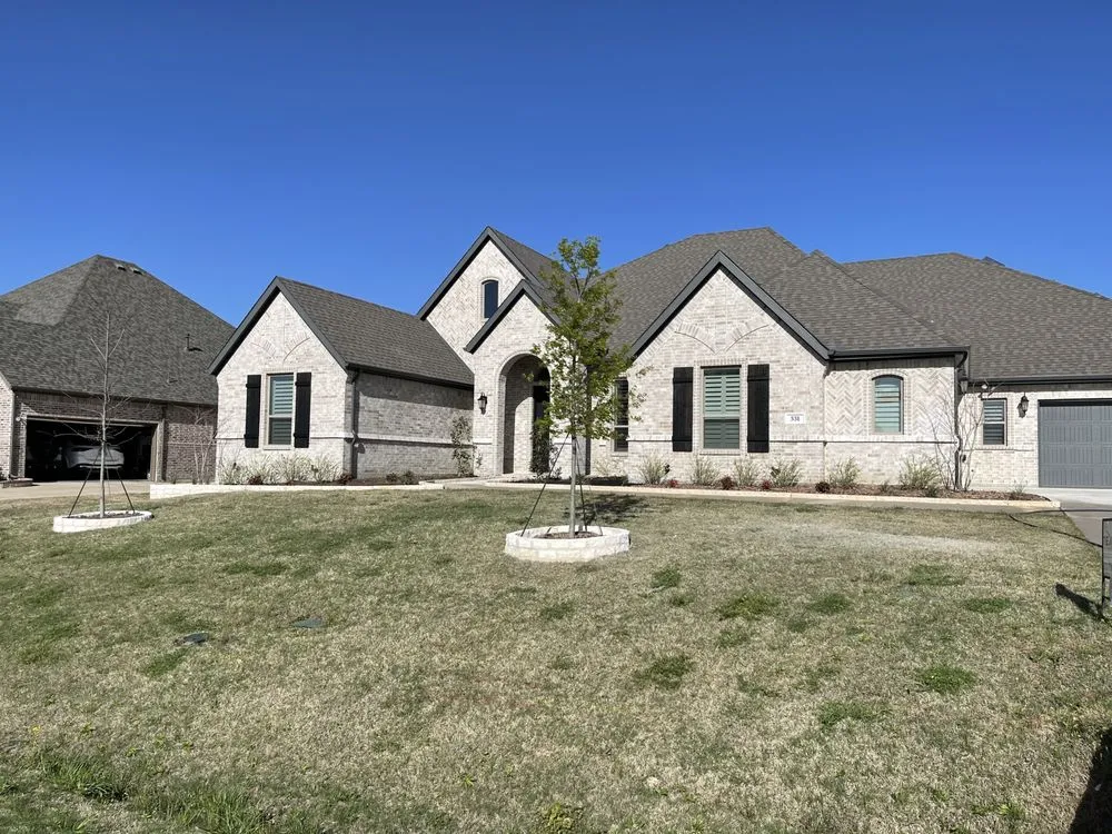 Affordable yard maintenance in Rockwall, TX by Manny's Landscaping & Lawn Maintenance